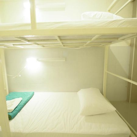 Irest Ao Nang Seafront Hostel Exterior foto
