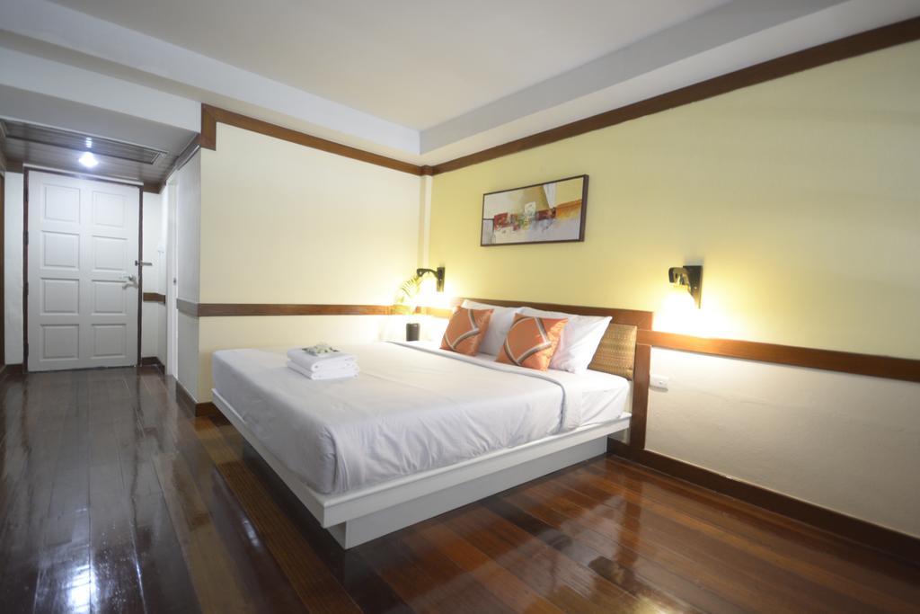 Irest Ao Nang Seafront Hostel Exterior foto