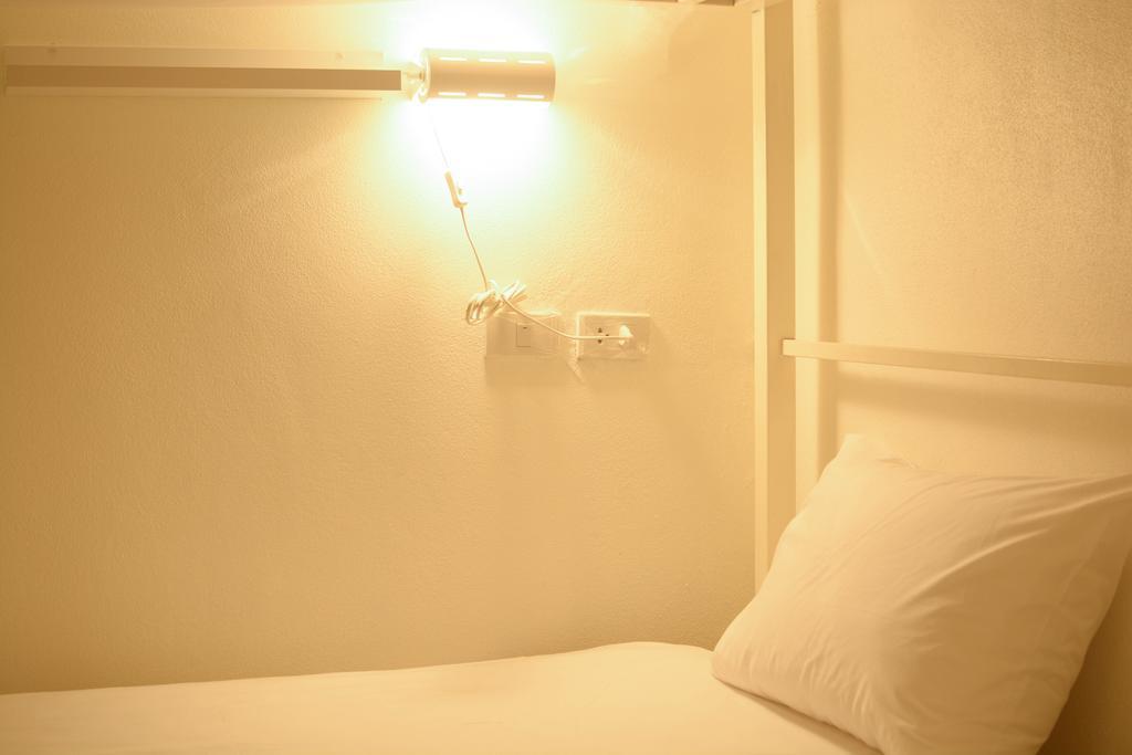 Irest Ao Nang Seafront Hostel Exterior foto