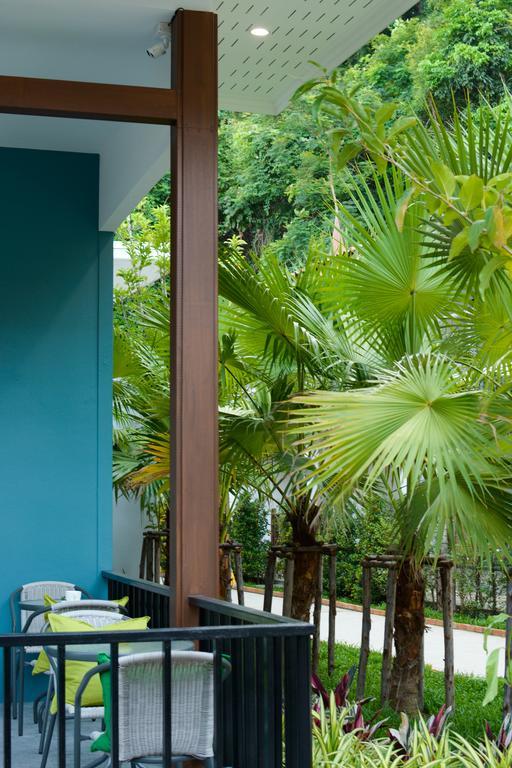 Irest Ao Nang Seafront Hostel Exterior foto