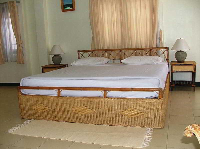 Irest Ao Nang Seafront Hostel Exterior foto