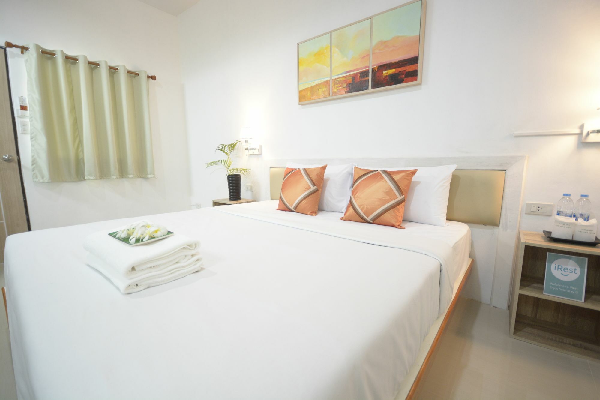 Irest Ao Nang Seafront Hostel Exterior foto