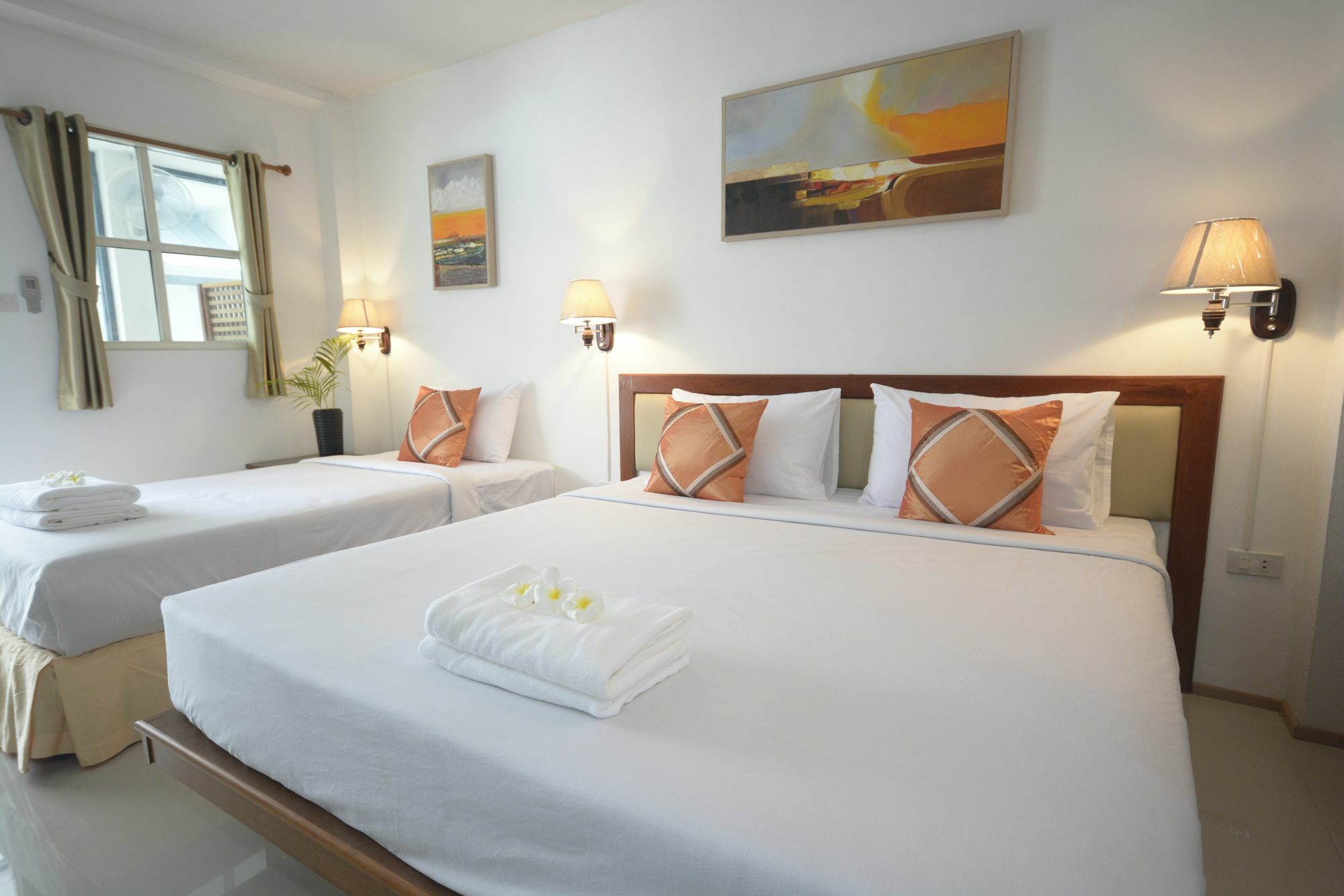 Irest Ao Nang Seafront Hostel Exterior foto