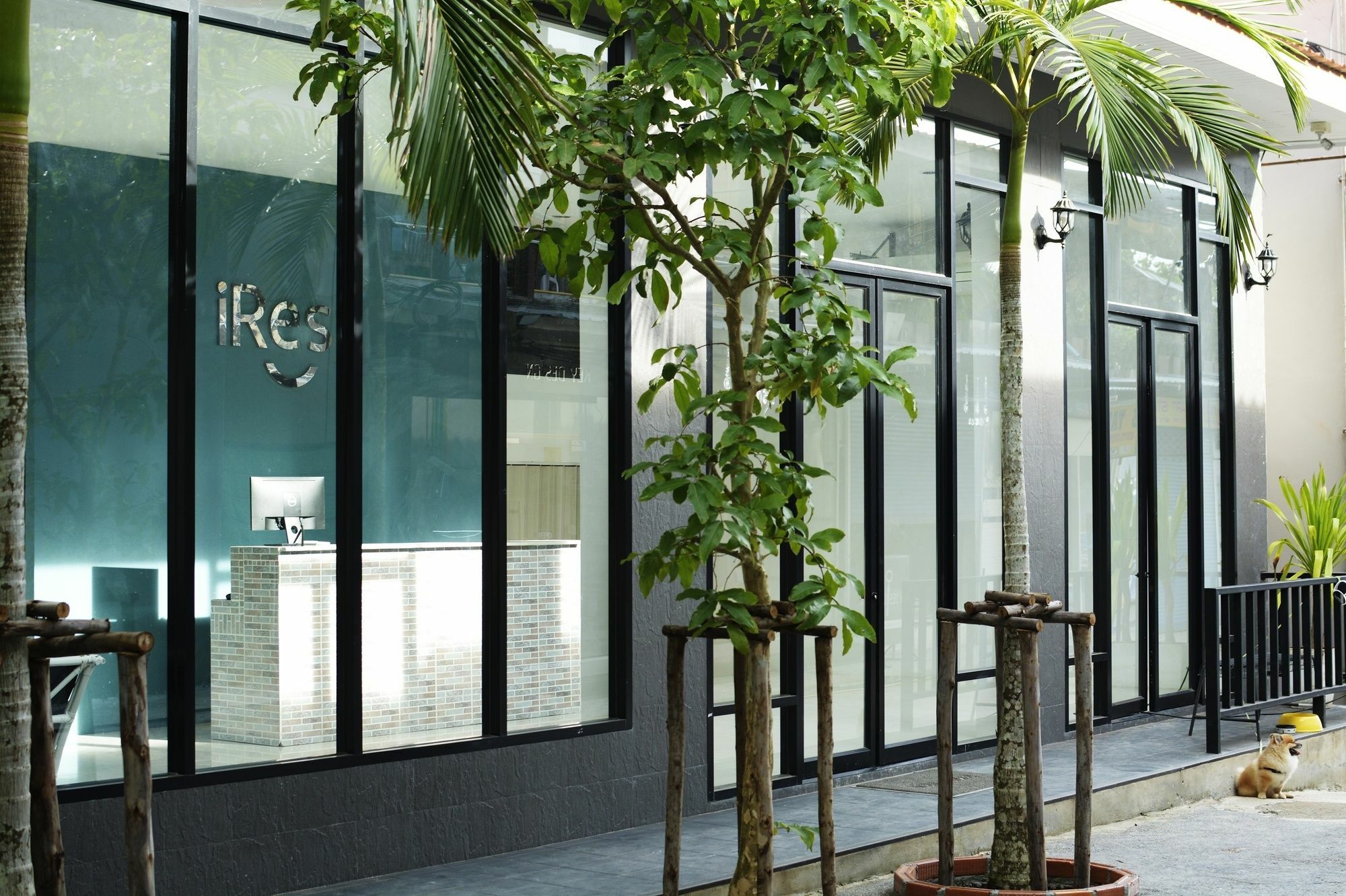 Irest Ao Nang Seafront Hostel Exterior foto